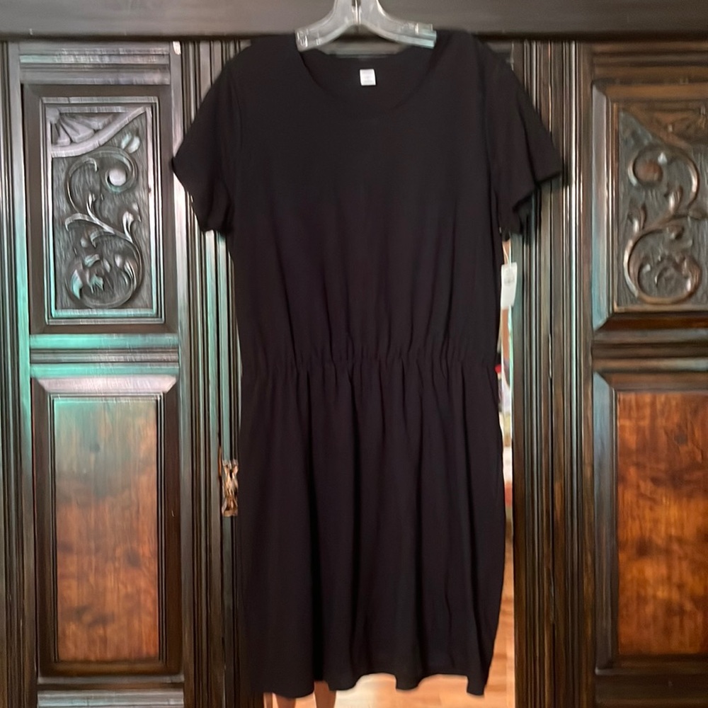 Old navy black knit dress/coverup